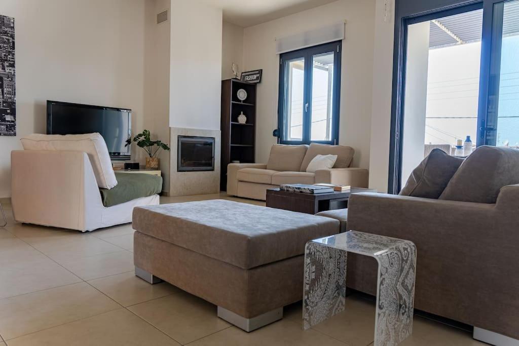 Maisonette With Exclusive Private Parking Villaer